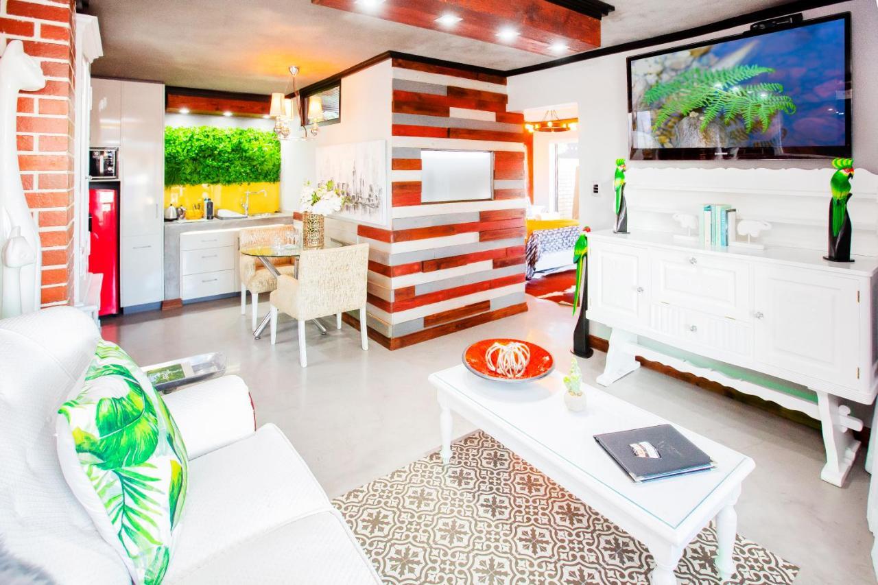Wilderness Waters Boutique Suites - Adults Only Eksteriør billede