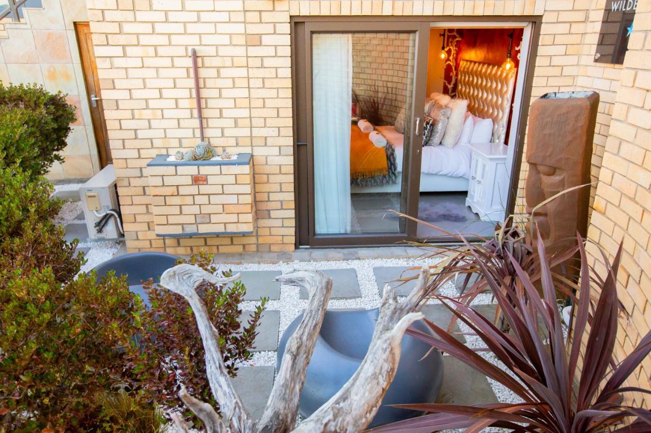 Wilderness Waters Boutique Suites - Adults Only Eksteriør billede