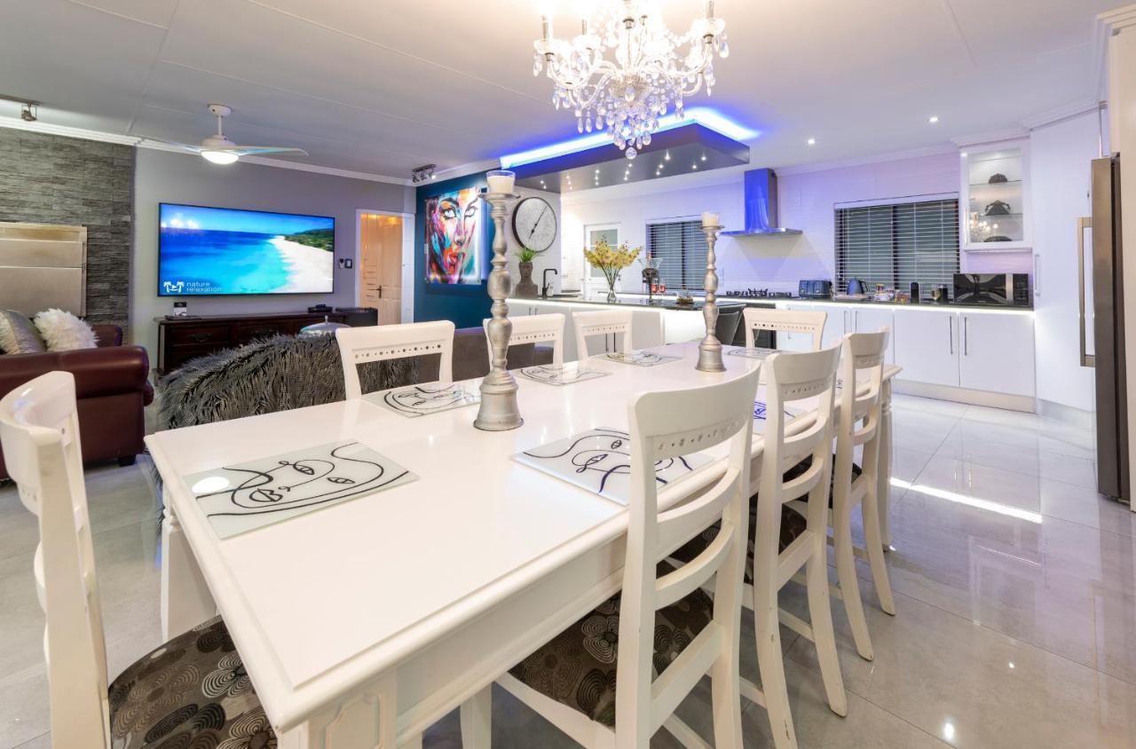 Wilderness Waters Boutique Suites - Adults Only Eksteriør billede