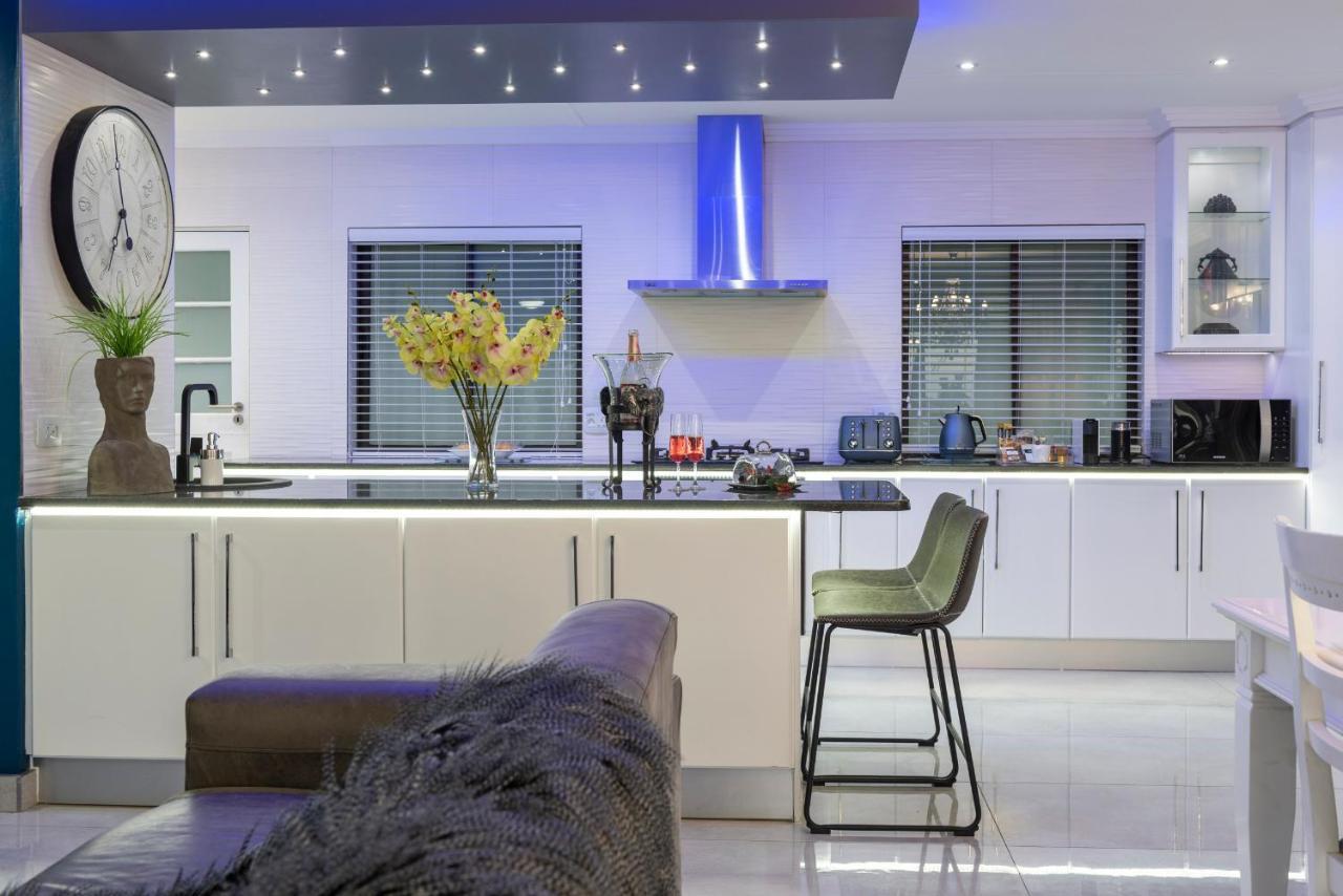 Wilderness Waters Boutique Suites - Adults Only Eksteriør billede